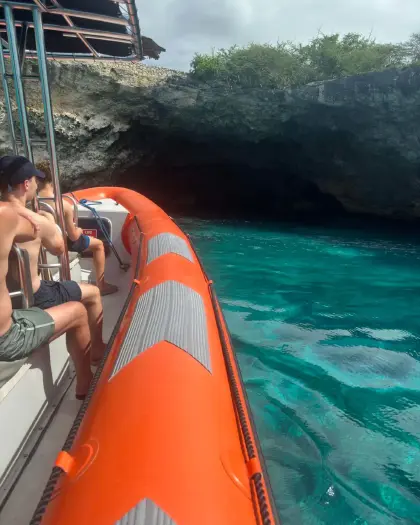 Powerboat_tour_(6)_-_Verkleind